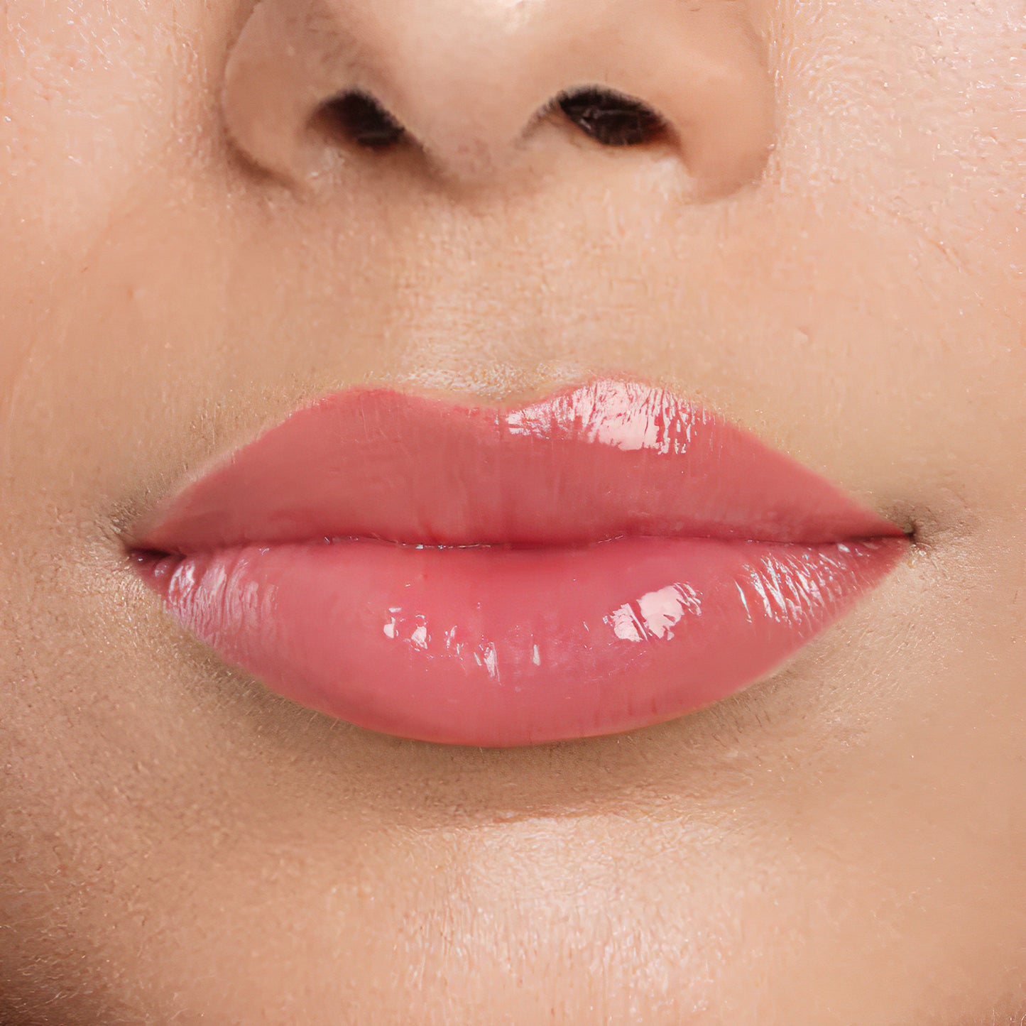 Alluring Lip Gloss (Ultra Sheer)